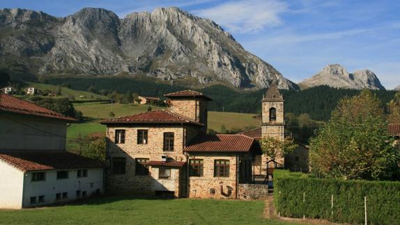 Urkiola: paraíso de roca, hayas y prados