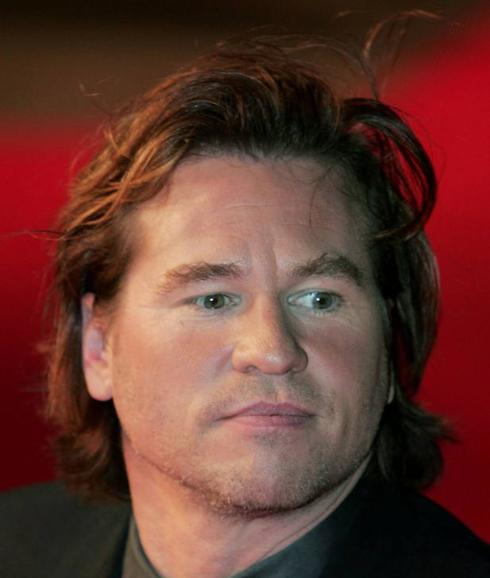 Val Kilmer admite ahora que padece cáncer de garganta