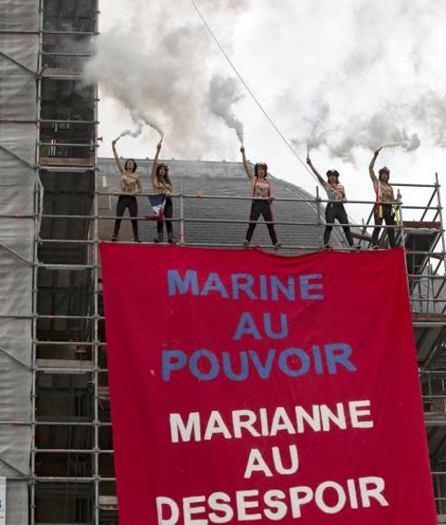 Femen protesta contra Le Pen