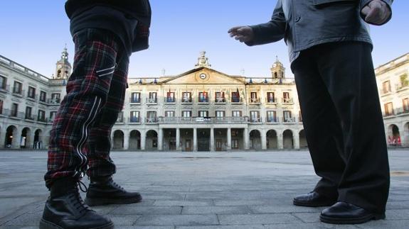 Vitoria activa un plan contra las agresiones de hijos a padres que atiende ya a ocho familias