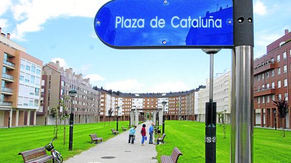 El rapto de los dos menores de Lakua cumple un mes sin noticias fiables sobre su paradero