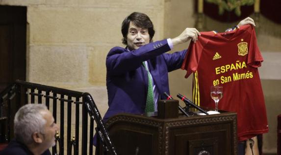 Las Juntas rechazan reclamar un partido de la selección española en San Mamés