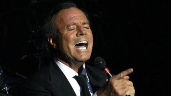 Julio Iglesias y su «pánico» a Bertín