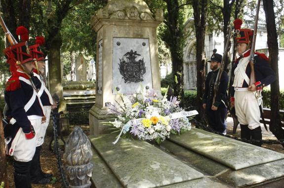 Funerales para un héroe