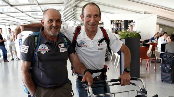 «Estamos a la espera de que el viernes salga el helicóptero por Zerain», apunta Oiarzabal